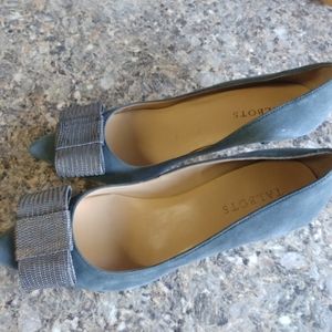 Talbot's Womena Bow Suede Kitten Dress Pumps Size 8.5AA